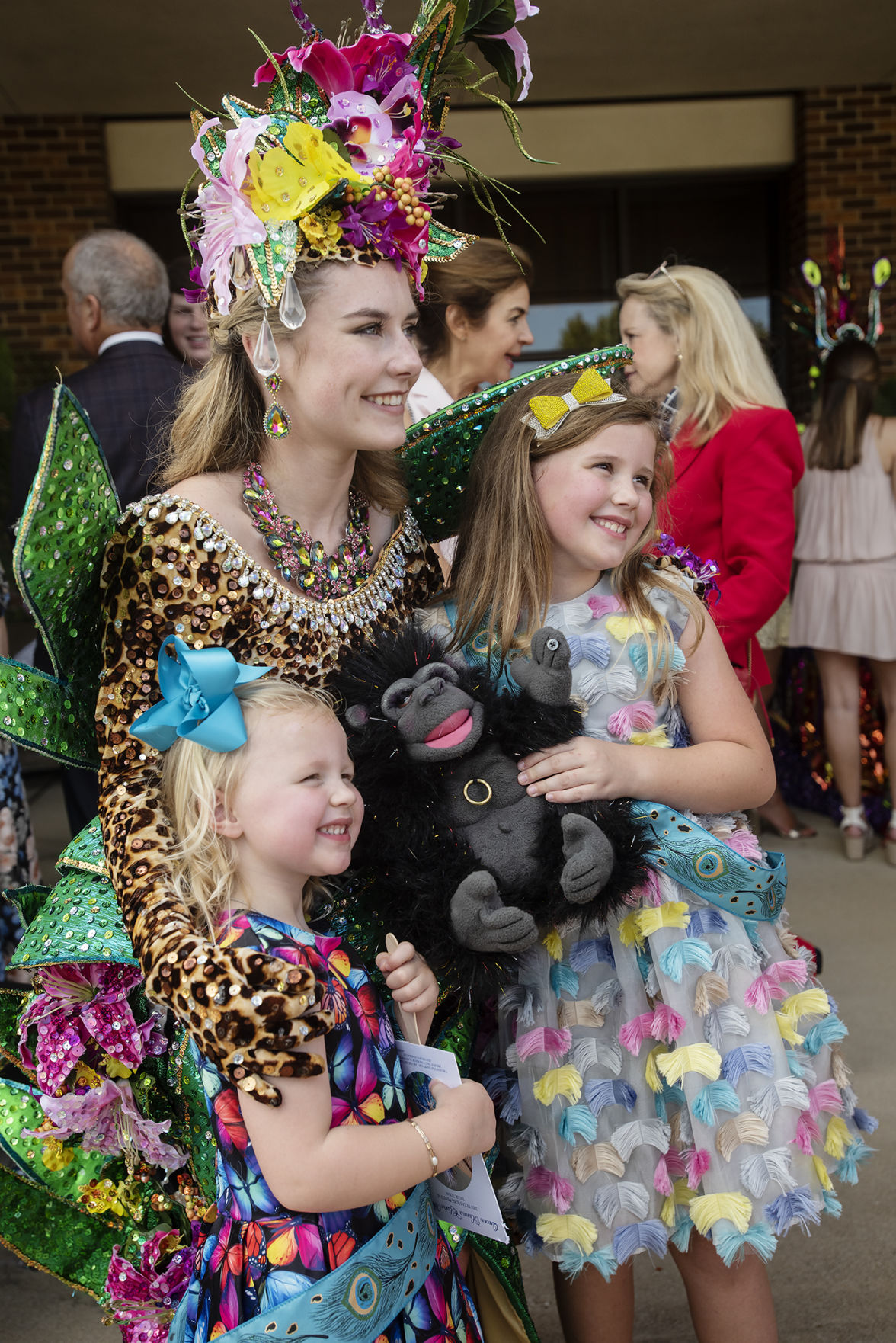 102019_local_Rose_Queens_Tea_09web.jpg